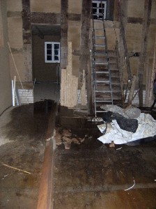 Tauwasser im Erdgeschoss.JPG
